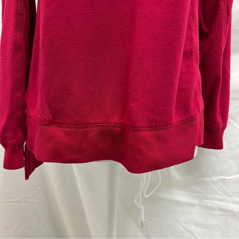 Peloton cranberry colored lightweight sweatshirt with multi-color brand name. - Picture 4 of 8